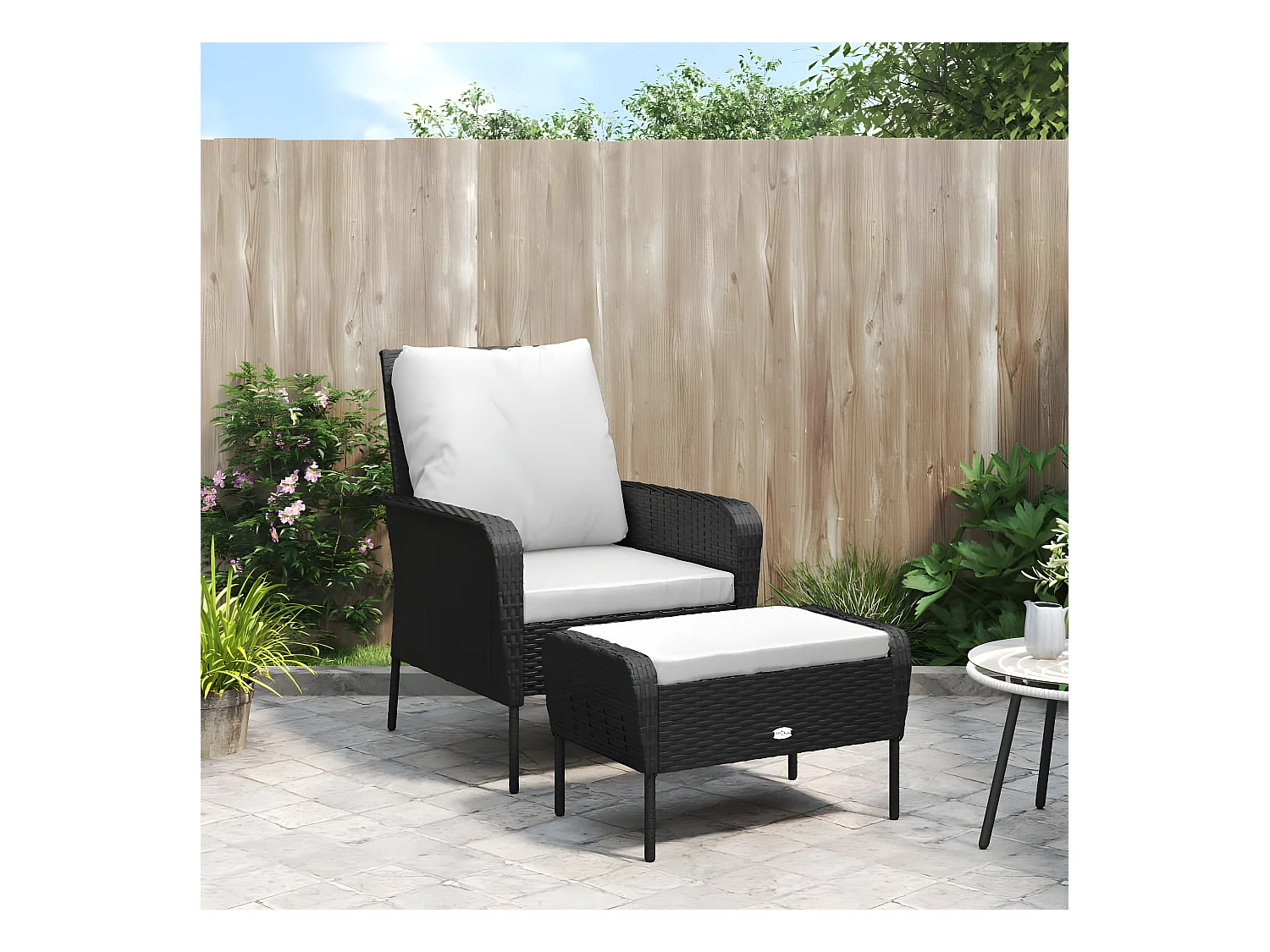 Chaise de jardin avec tabouret noir résine tressée FR17409