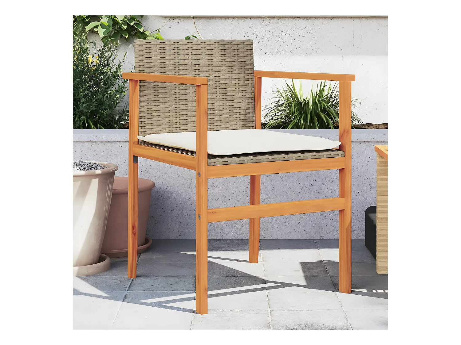 Tuinstoelen 2 st met kussens poly rattan en massief hout beige BE100612