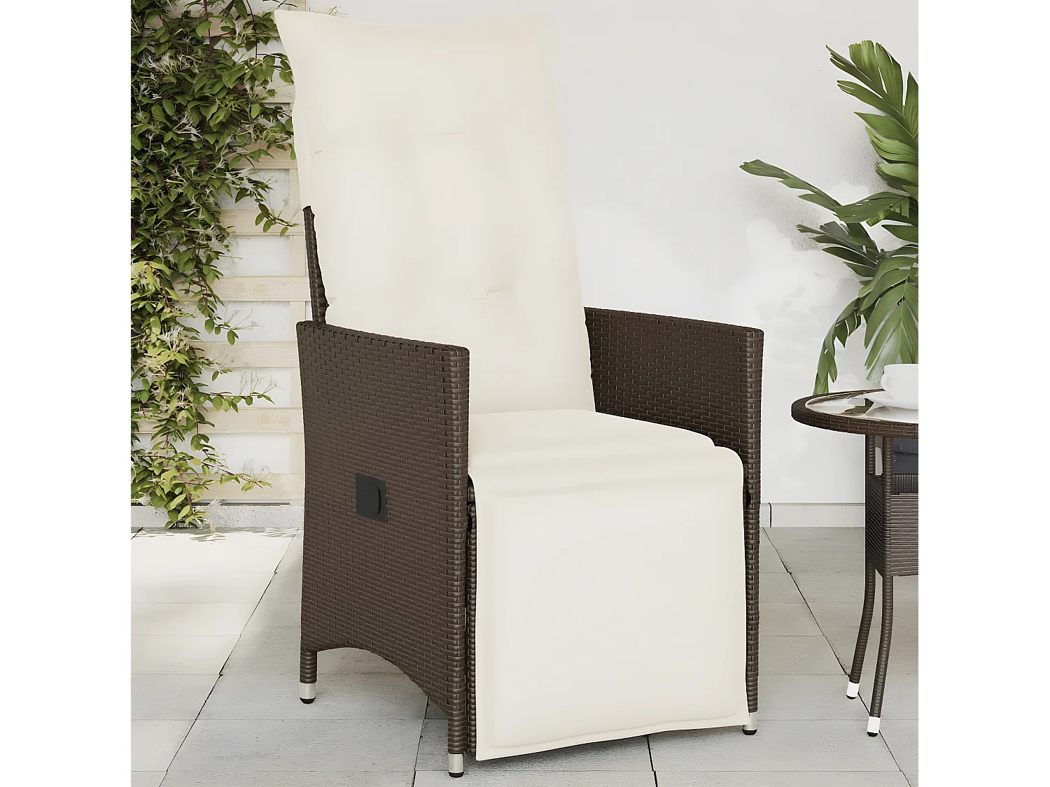 Chaise inclinable de jardin avec coussins marron résine tressée FR70741