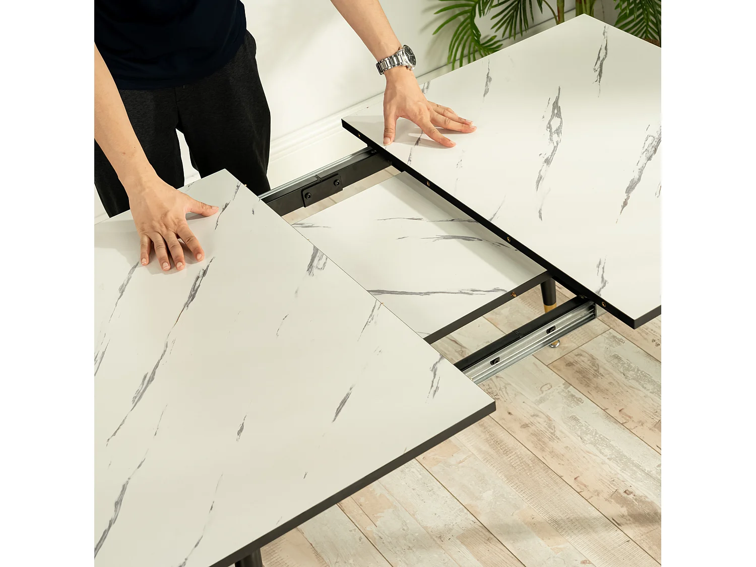 URBAN MEUBLE Table de salle à manger rectangulaire extensible blanche effet marbre de style scandinave pieds noir 120-160cm