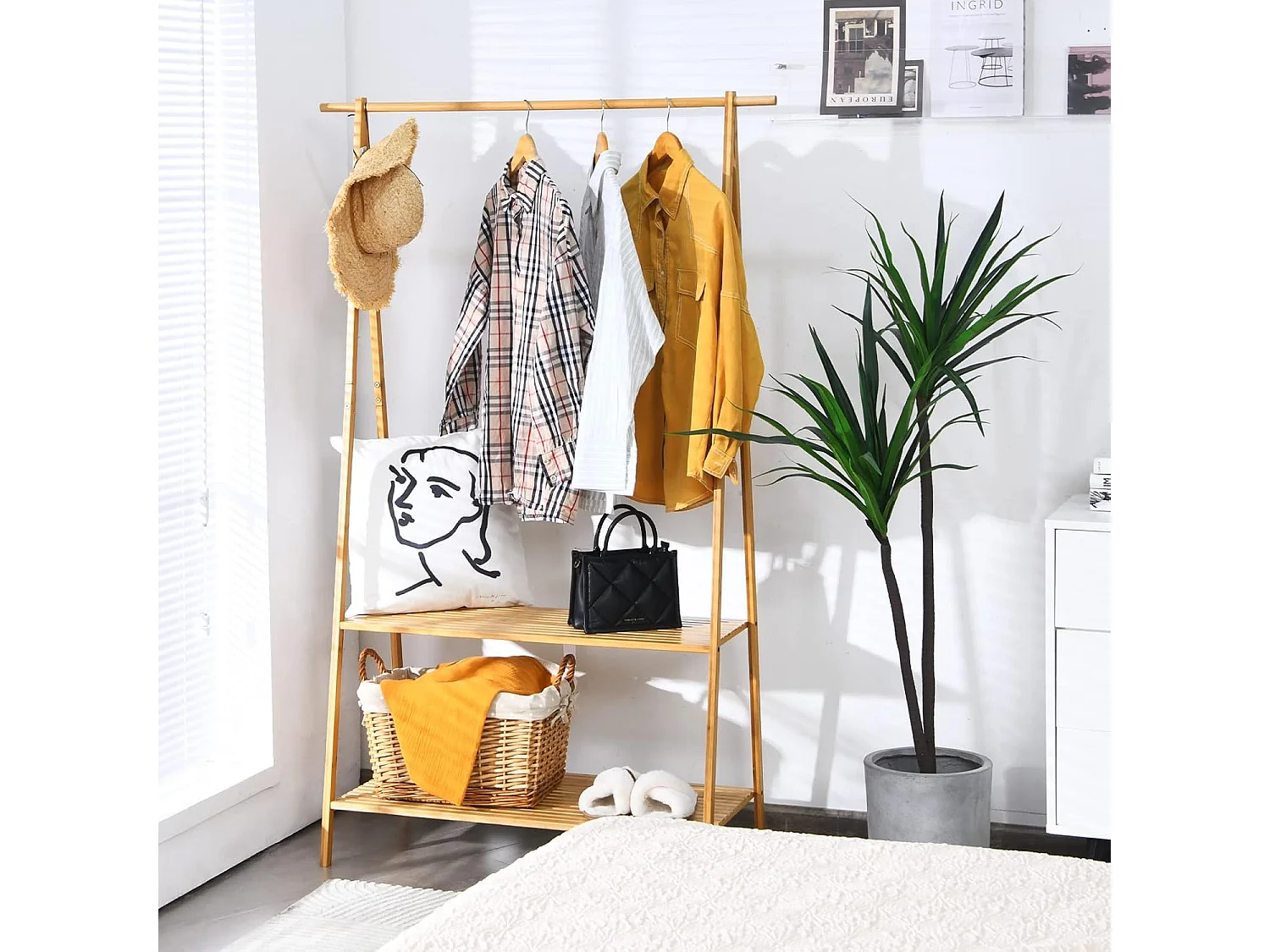 Portant à Vetement en Bambou, Penderie Vetement Tringle 101cm, 2 Étagères, Porte Vetement Solide pour Chambre, Buanderie （Jaune）