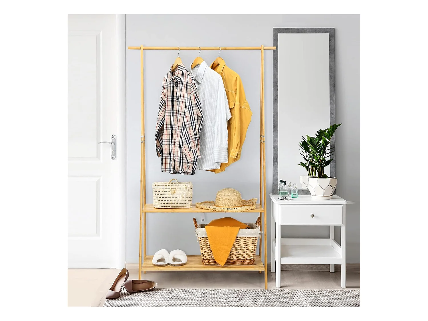 Kledingrek van bamboe, 101 cm kledingstang, 2 planken, stevig kledingrek voor slaapkamer, wasruimte (geel)