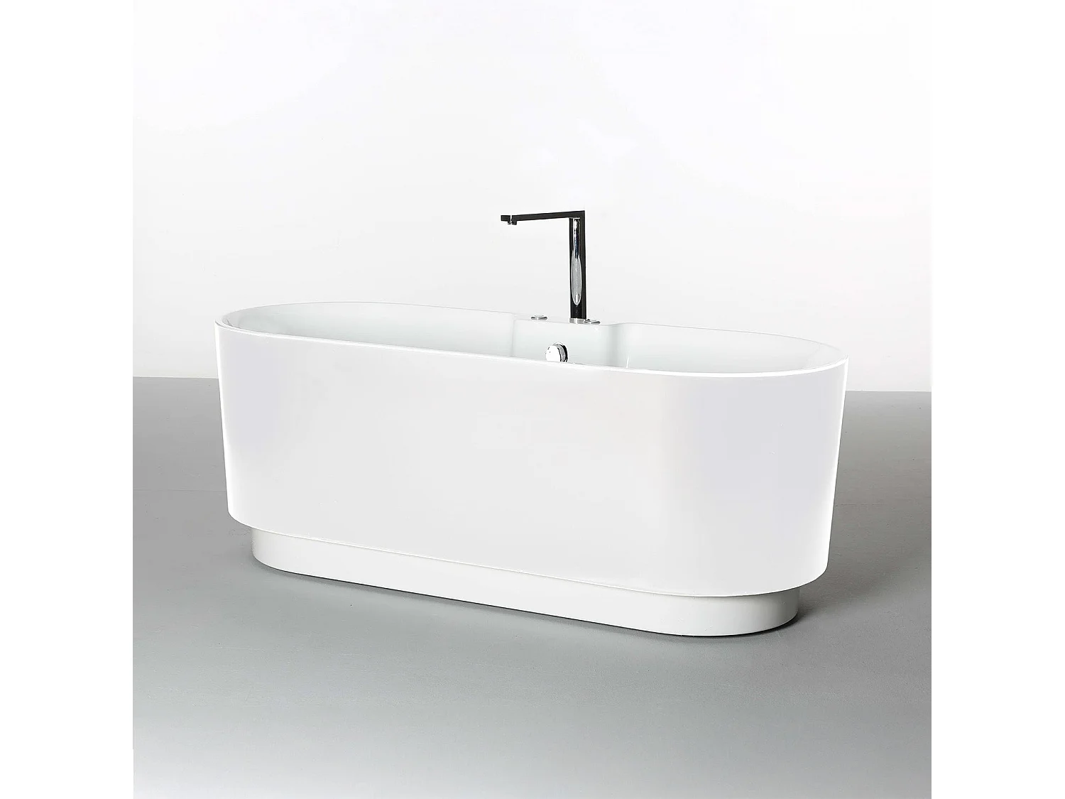 Baignoire Balnéo Ukio white Bulle 175  x75  x65  cm, by SPALINA
