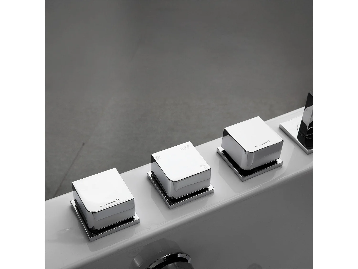 Baignoire Balnéo Tahiti white Jets 170  x78  x60  cm, by SPALINA