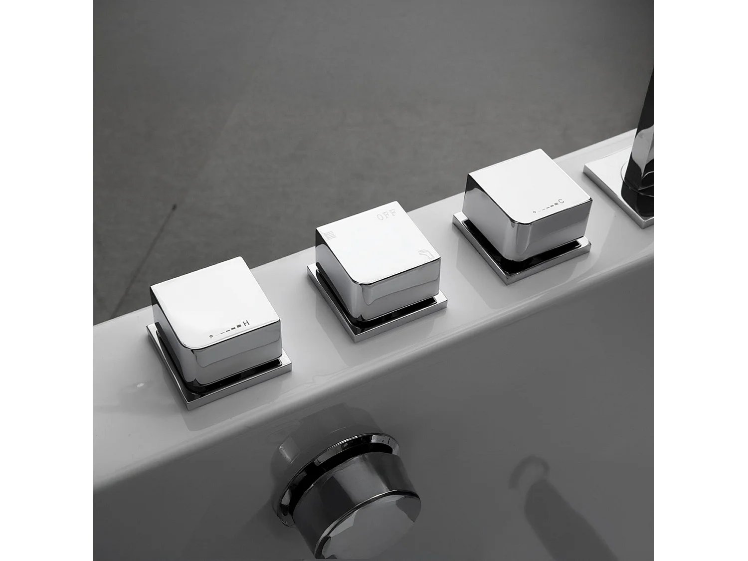 Baignoire Balnéo Sikinos white Jets 170  x78  x60  cm, by SPALINA