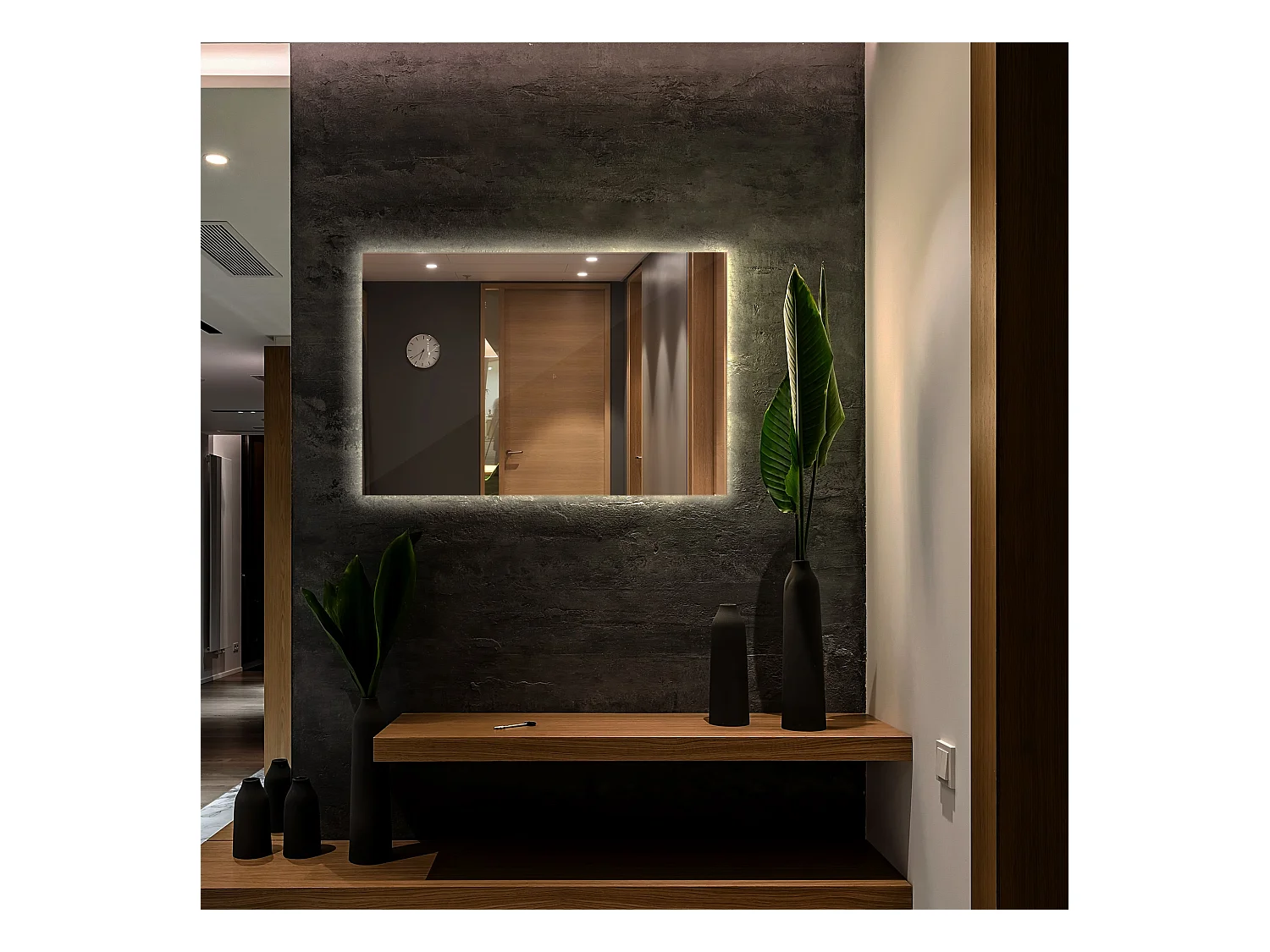 Moderner LED-Lichtspiegel für das Badezimmer 80 cm x 60 cm. Warmes Licht