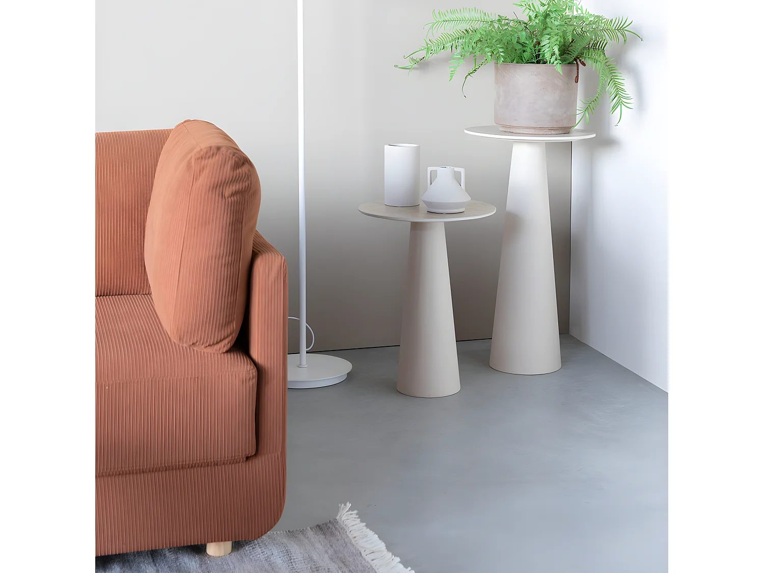 Joya - Table d'appoint ronde effet travertin ø40cm H52cm - Beige
