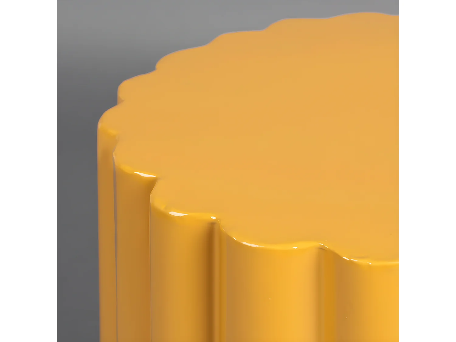 Camila - Table d'appoint ronde en métal ø32cm - Jaune