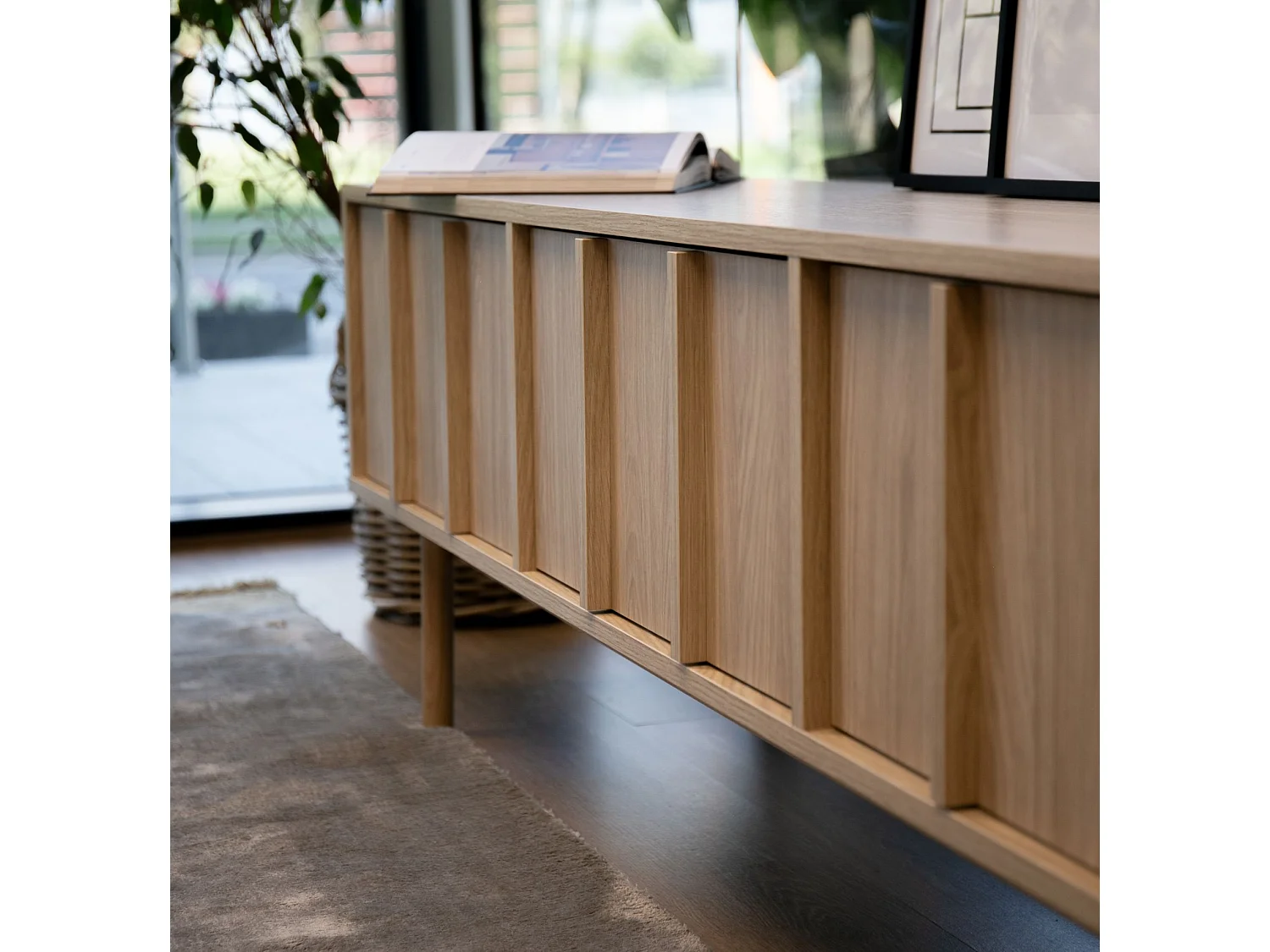 TV-meubel met twee lades - 170 cm - geolied eiken - NEKSTO