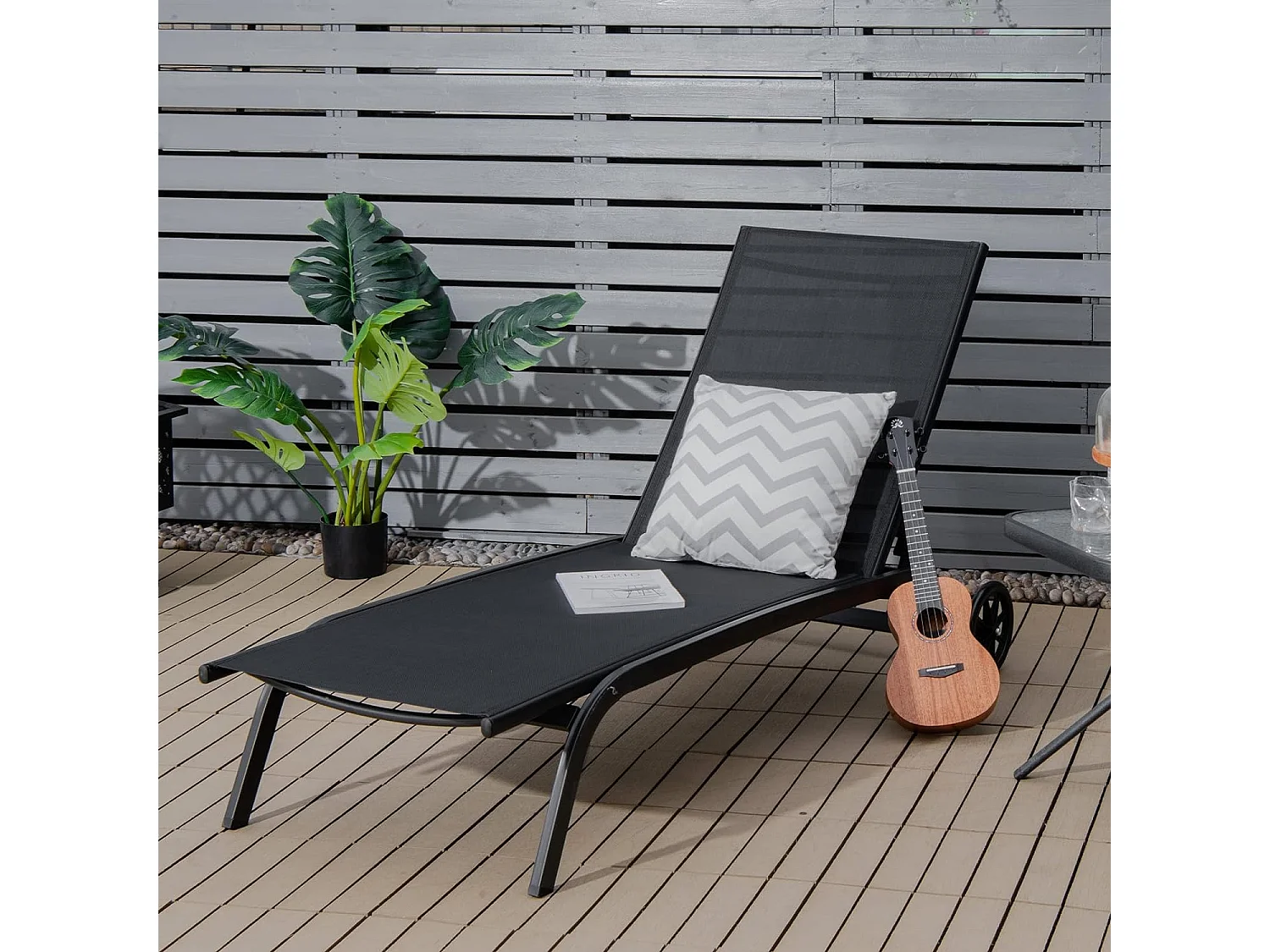 Sonnenliege Liegestuhl mit Rädern