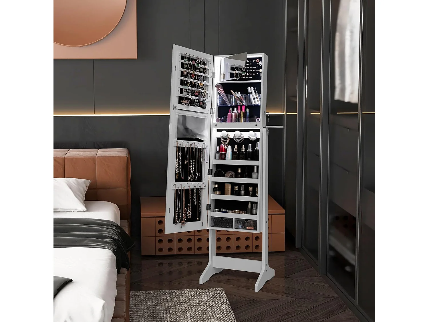 Schmuckschrank stehend