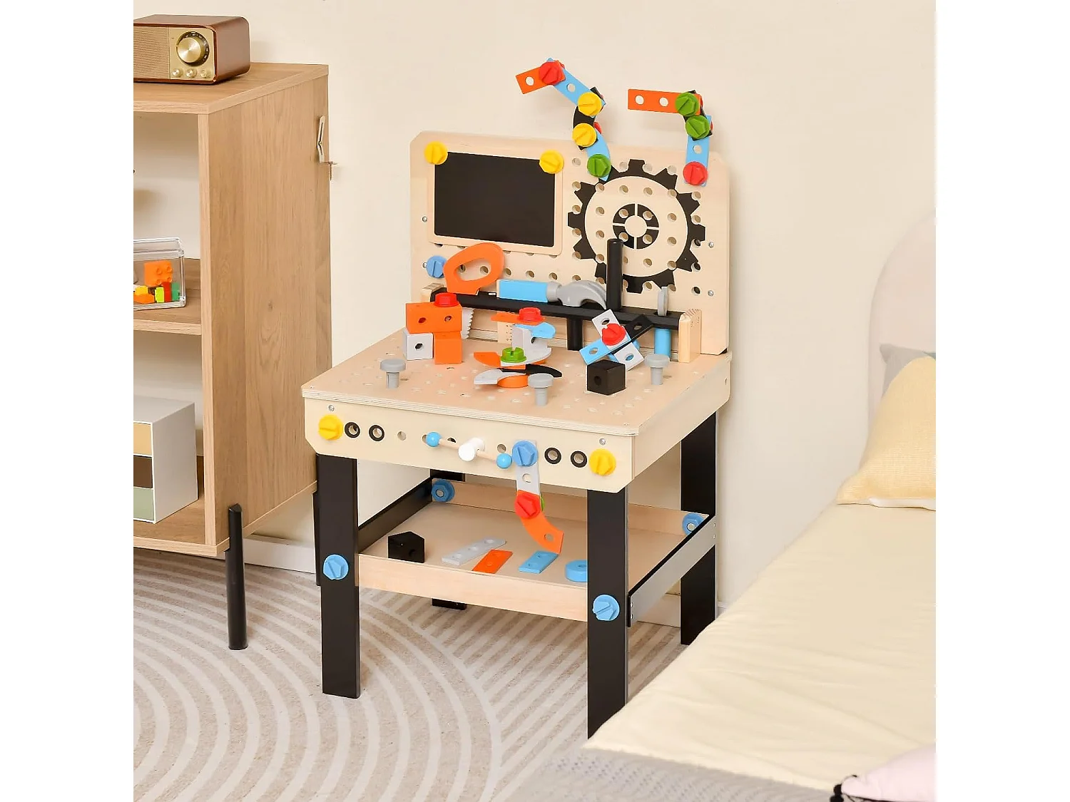 Werkbank Holz mit Tafel