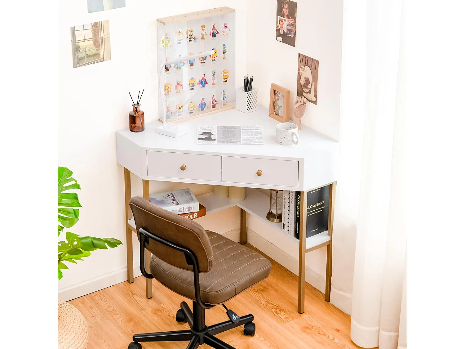 Eckschreibtisch mit Schubladen