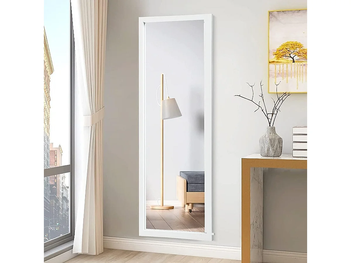 Ein Spiegel in voller Größe für die Tür oder die Wand, 120 x 37 cm