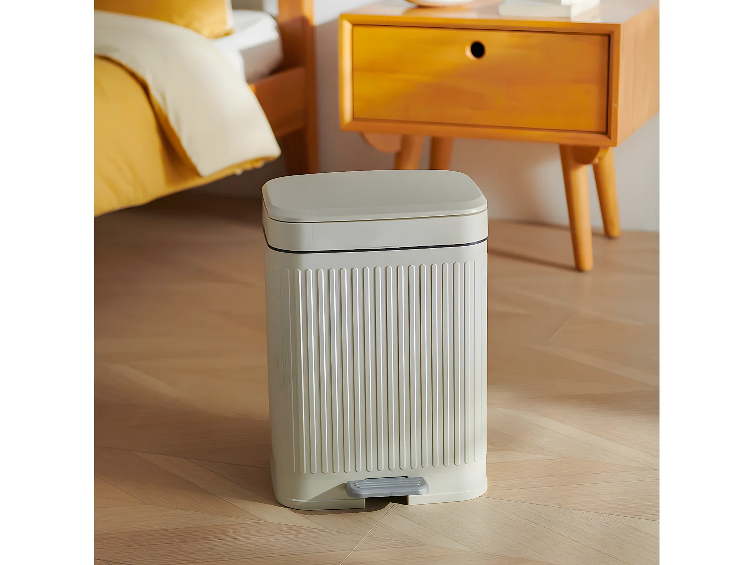 Poubelle à pédale AURA Blanc Plastique 12L