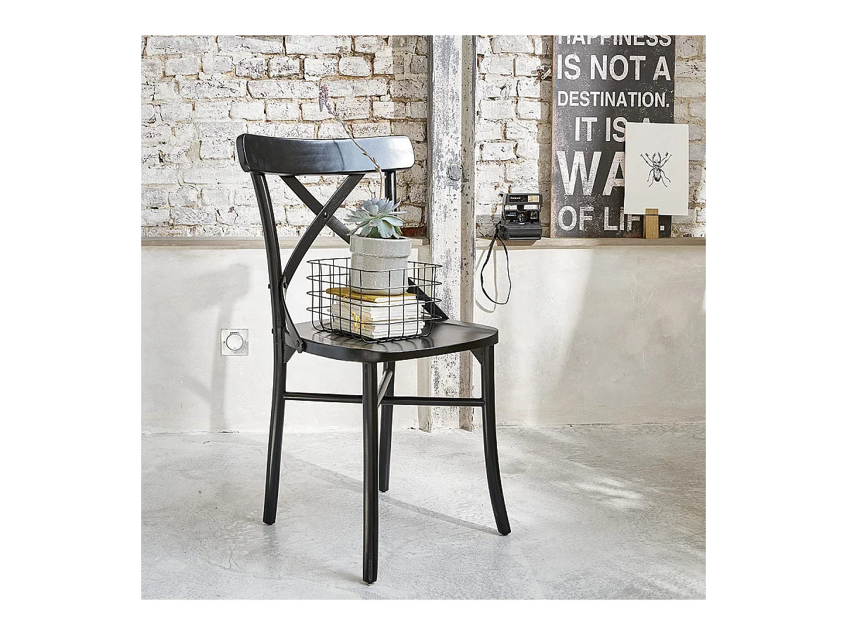Chaise bistrot noire en acajou