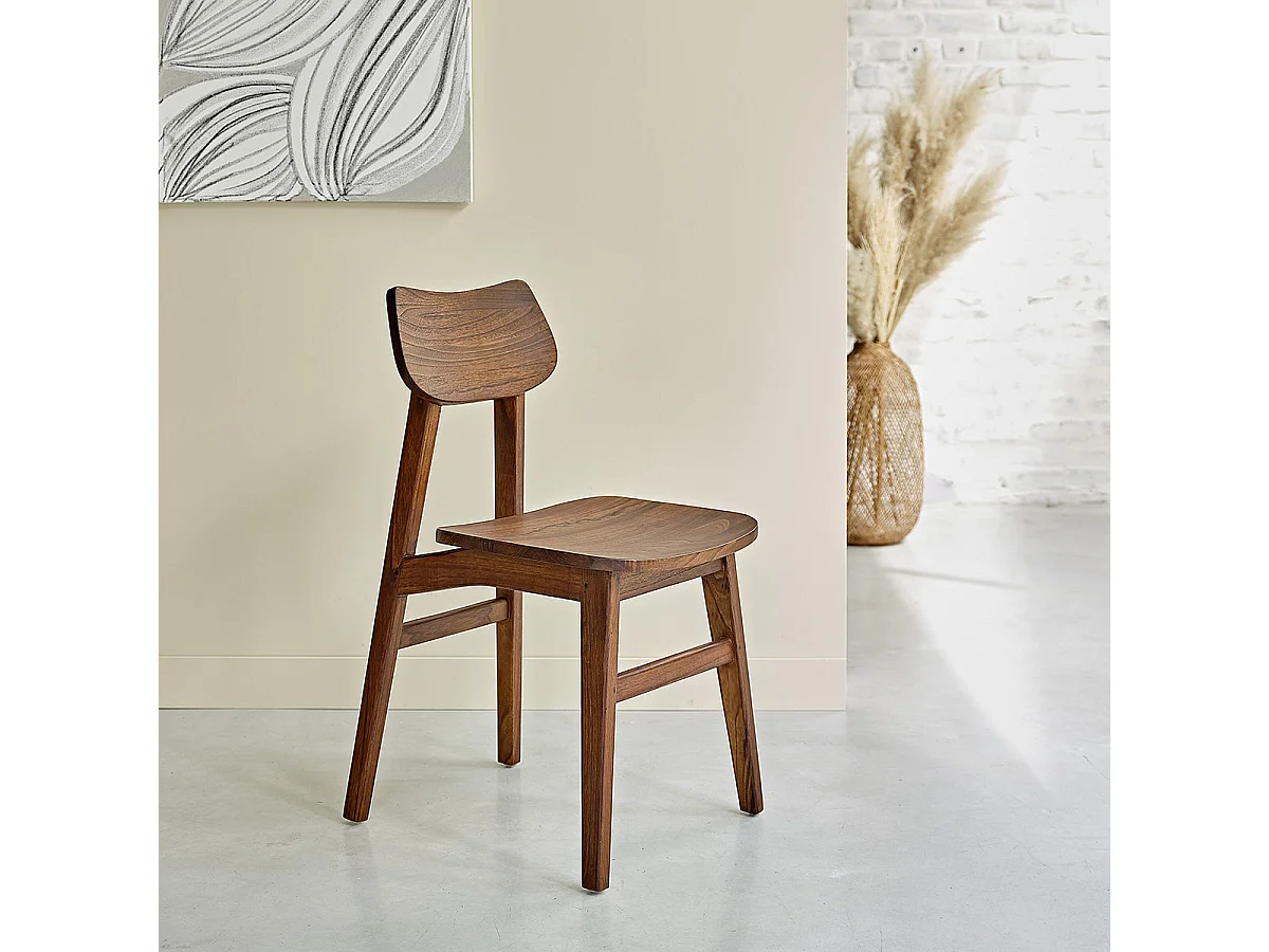 Sedia in legno finitura in noce