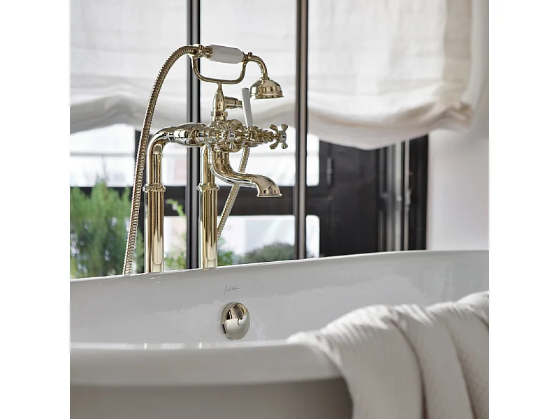 Baignoire Ilot 175 x 80 JACOB DELAFON Cléo 1889 ovale & fonte + pieds