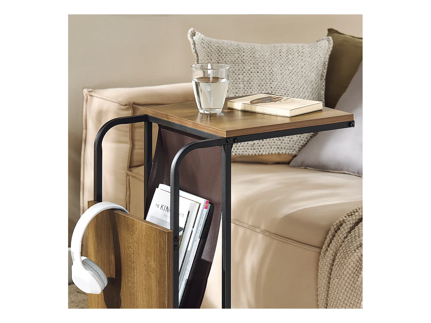 SoBuy Table d’Appoint Bout de Canapé en Forme C Table Basse à thé Meuble de Salon Vintage, Structure en métal, 36 x 50 x 65 cm, FBT140-PF