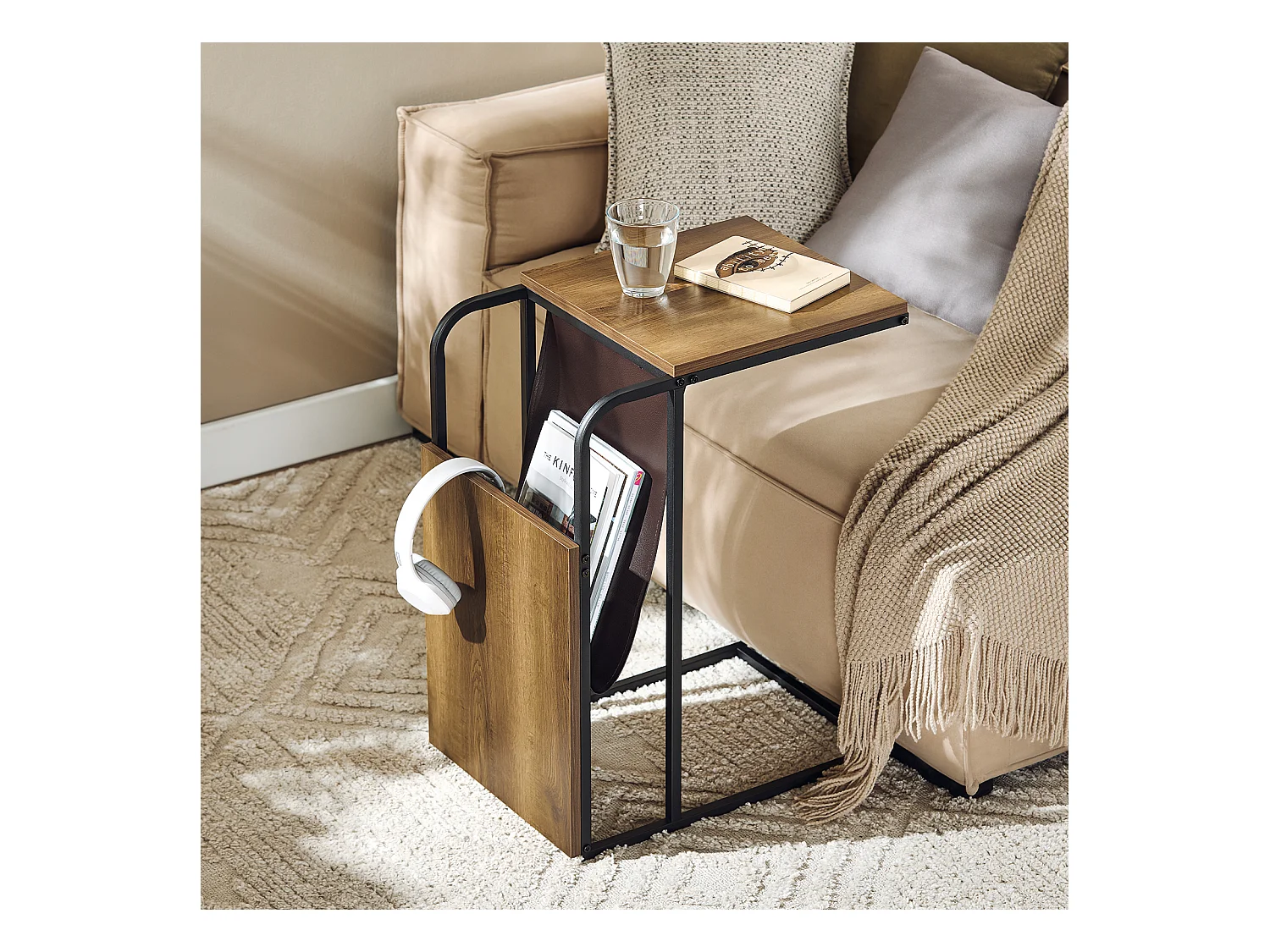 SoBuy Table d’Appoint Bout de Canapé en Forme C Table Basse à thé Meuble de Salon Vintage, Structure en métal, 36 x 50 x 65 cm, FBT140-PF