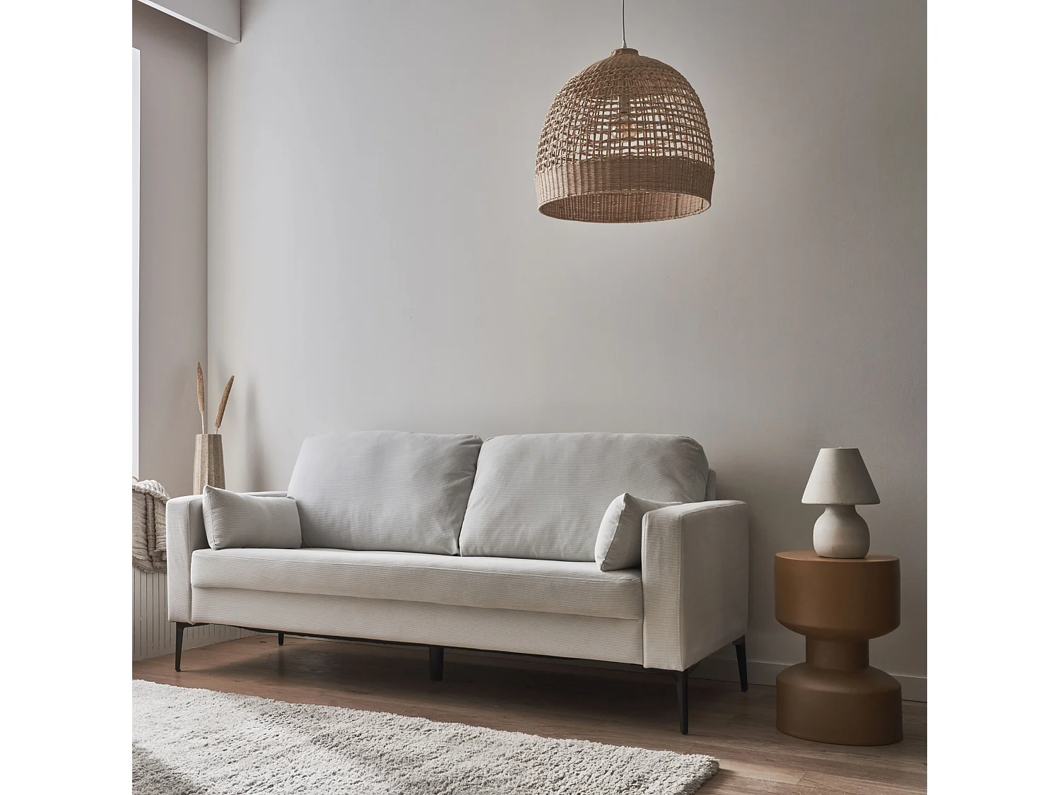 Divano a 3 posti in velluto a coste, gambe in metallo, bianco