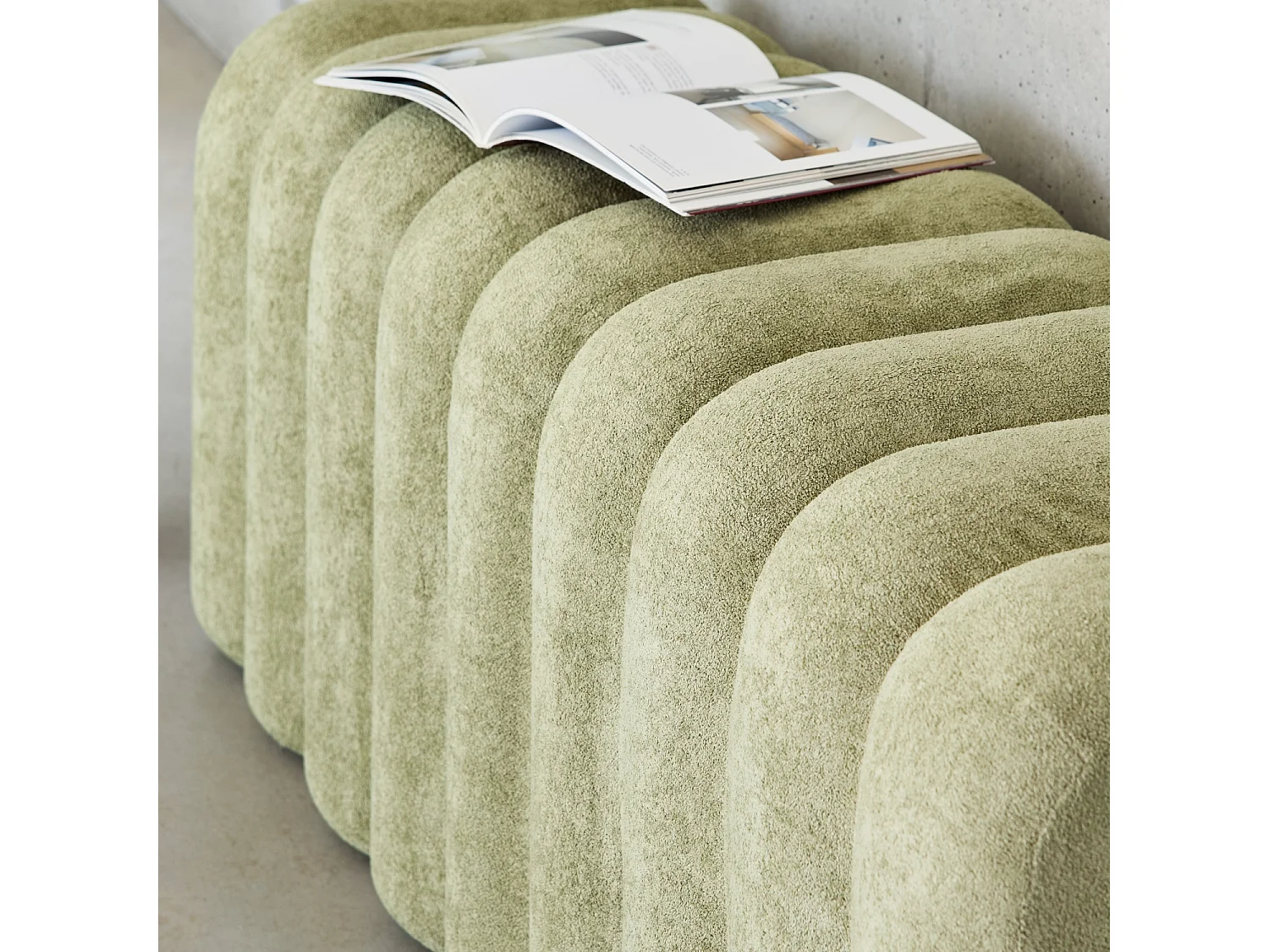 Banc. bout de lit vert contemporain en tissu