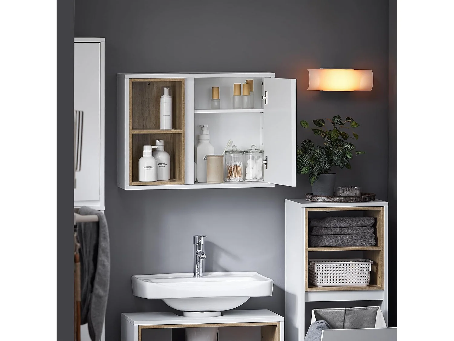 SoBuy BZR149-W Armoire Murale avec Miroir pour Salle de Bain, Placard de Rangement Suspendu, Meuble Haut Salle de Bain avec Porte et 2 Compartiments Ouverts