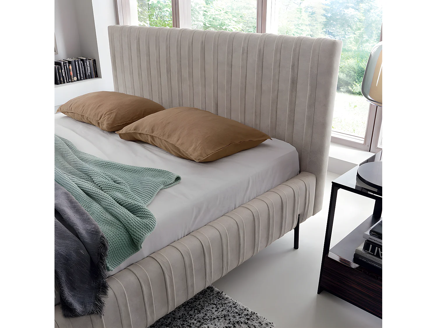 Letto con contenitore con base Ori beige 180x200