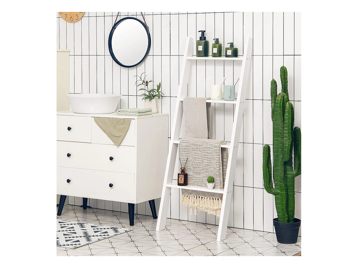 Handtuchhalter 5 Ebenen Leiterregal, Handtuchleiter Deckenleiter Holz Handtuchständer grau für Wohnzimmer, Badezimmer (Weiß) NM9952