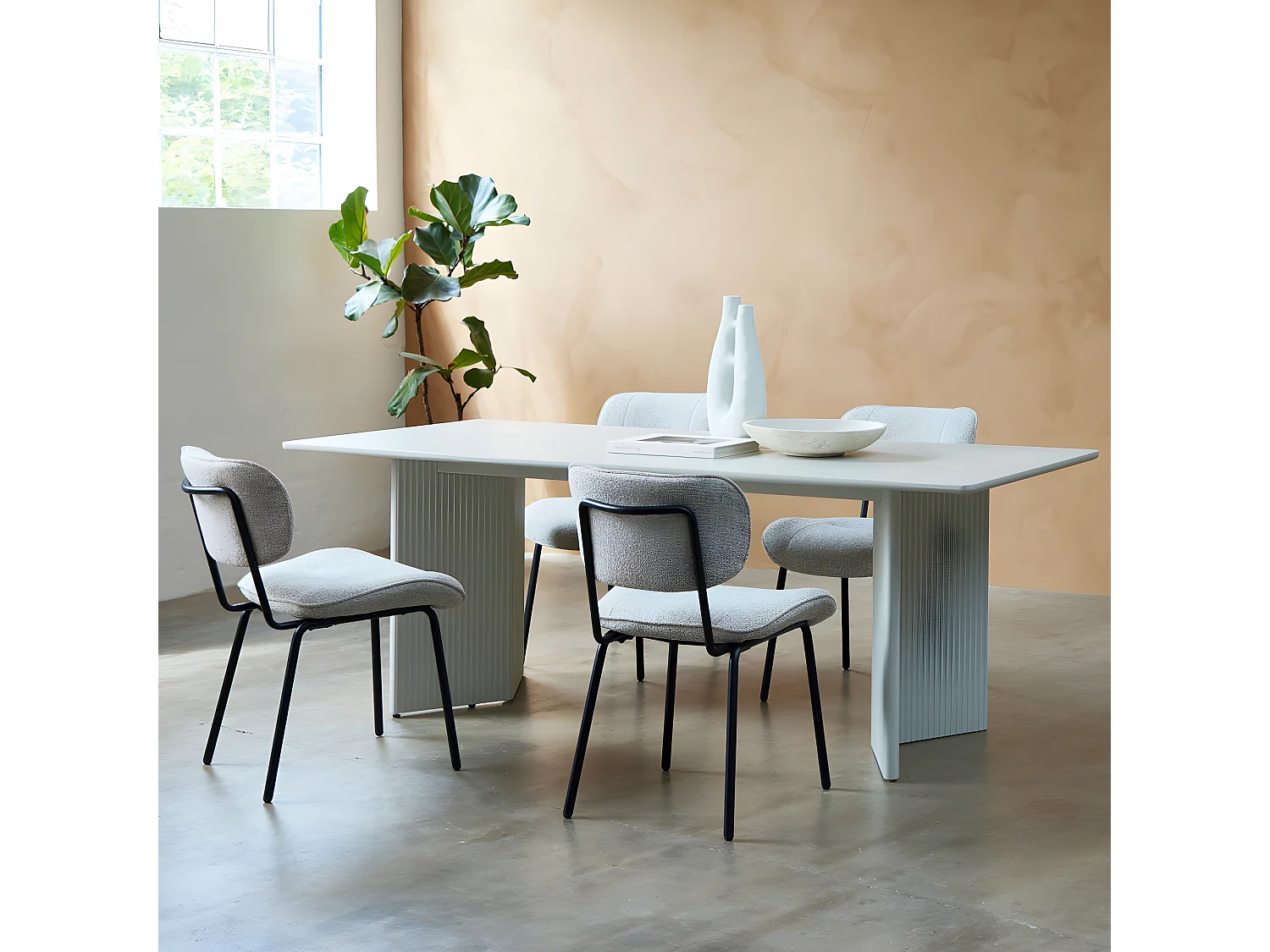 Jura - Table à manger 6 personnes en bois - Grège