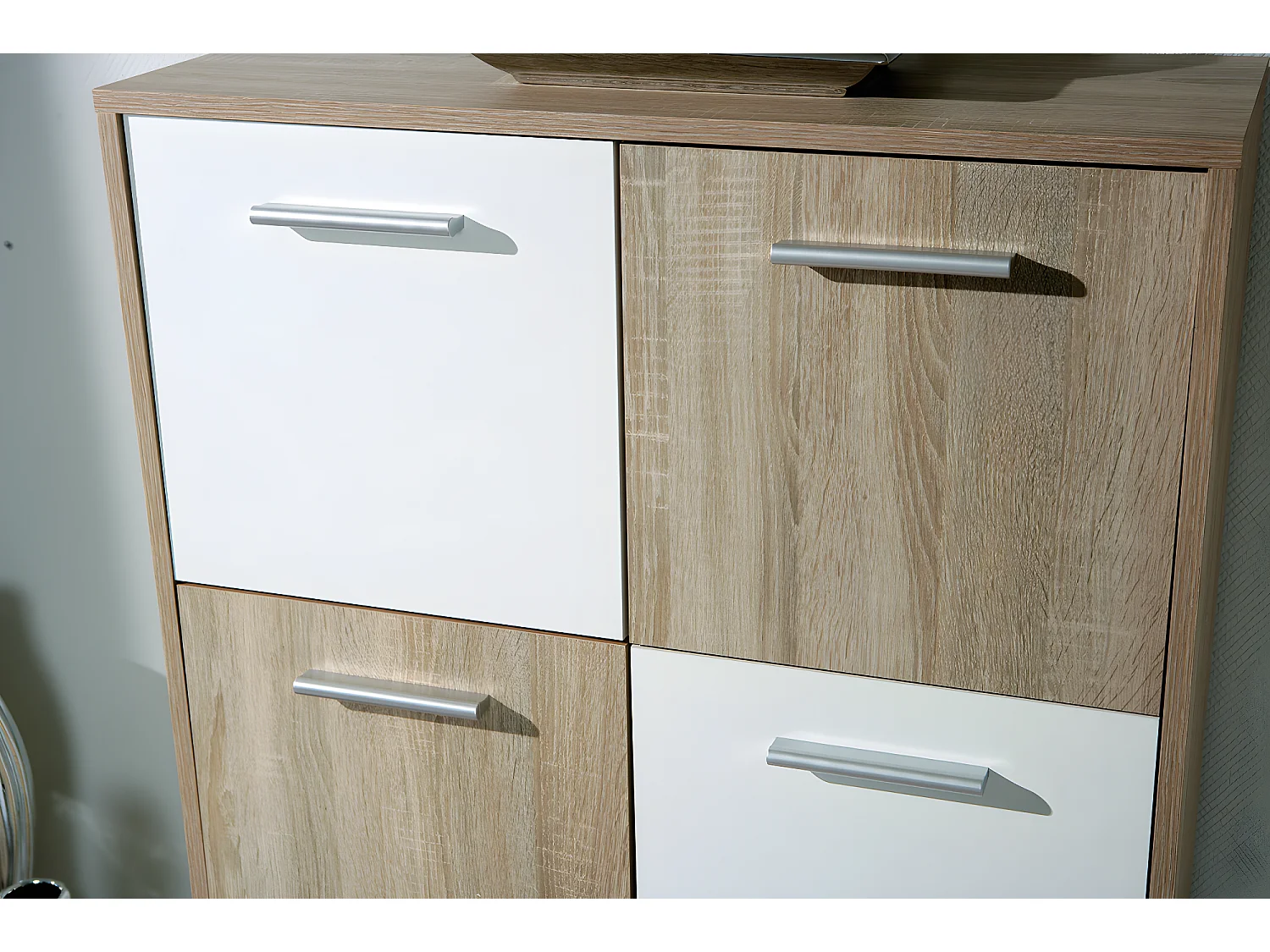 Egir Commode 6 portes, finition chêne Sonoma.