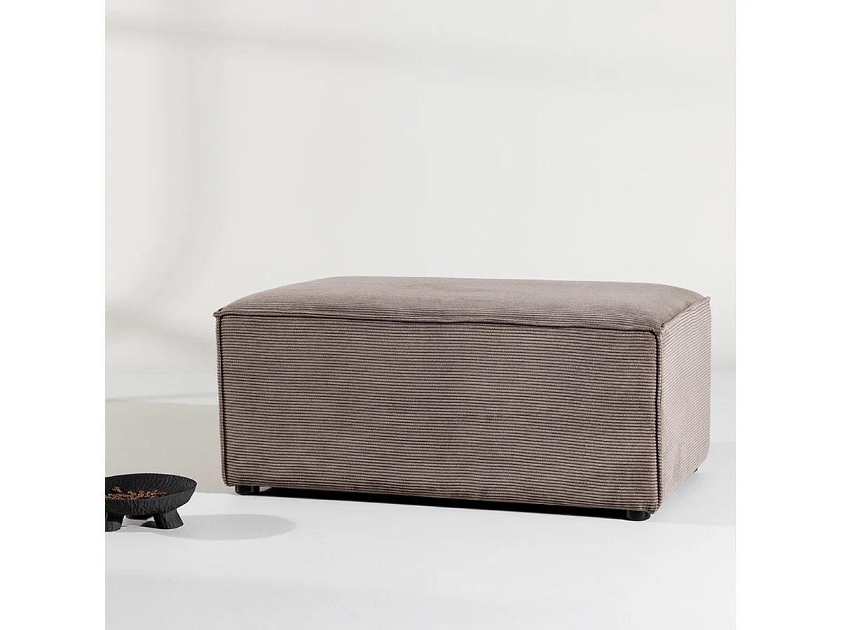 Gillholmen poef fluweel bruin.