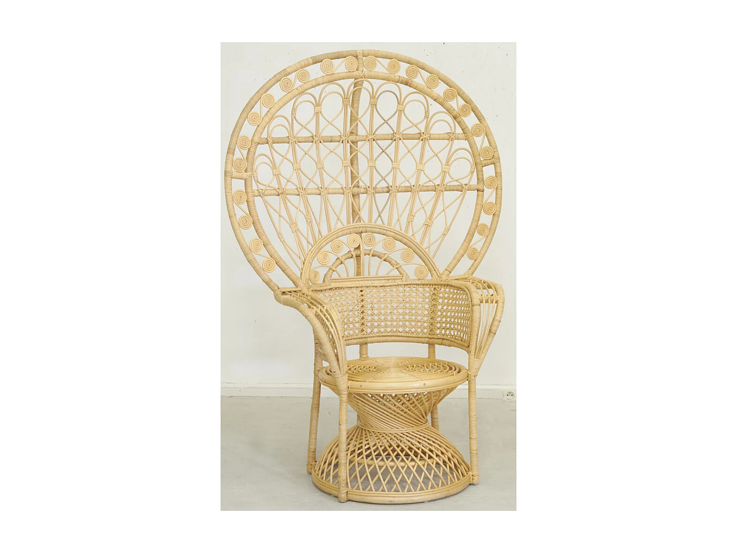 Fauteuil Emmanuelle en rotin 2