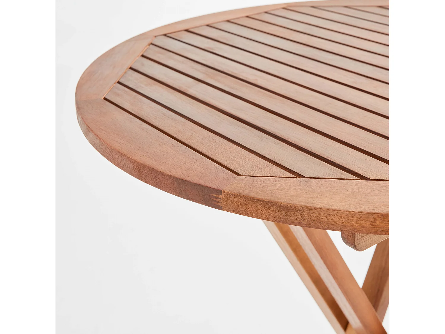 Mange-debout pliant rond en bois d'eucalyptus