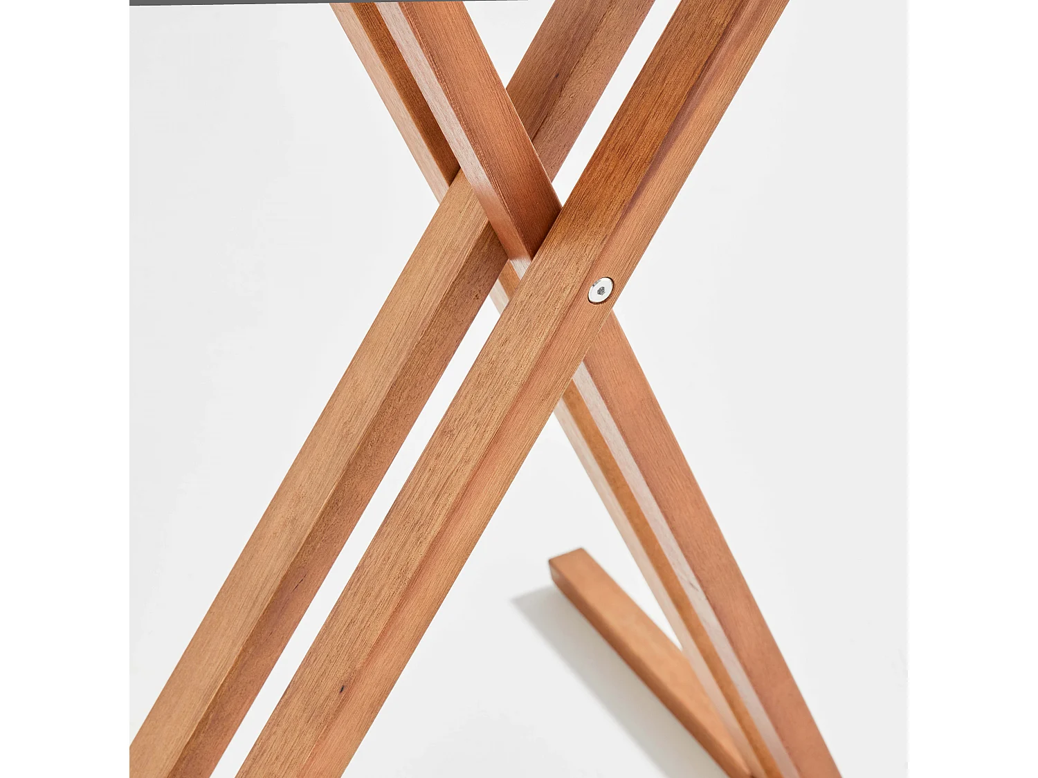 Mange-debout pliant rond en bois d'eucalyptus