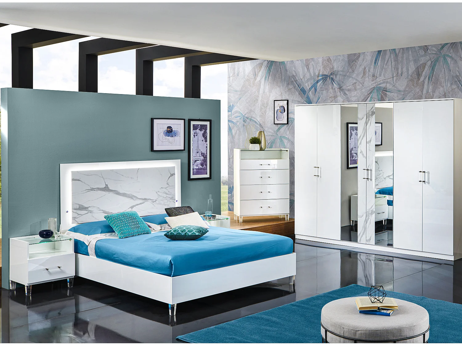 Chevet design bois blanc laqué et verre transparent à Led Krystal 60cm