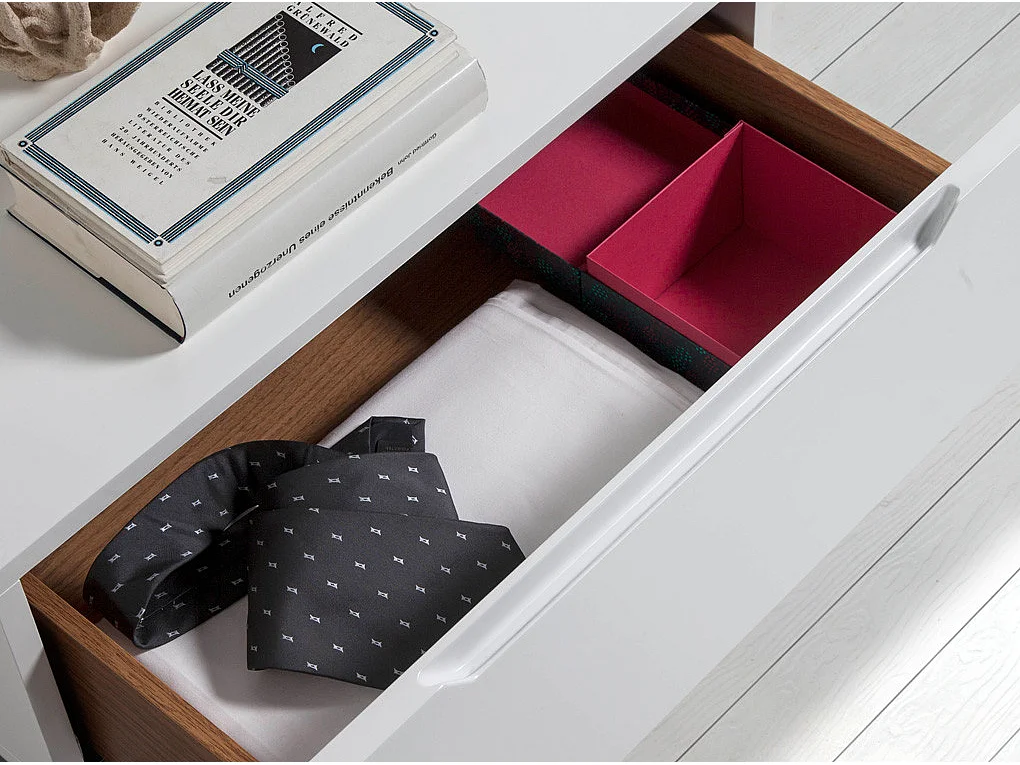 Design bijzettafel met 1 gelakte lade en chroomstalen poten Romus-Kleur Wit