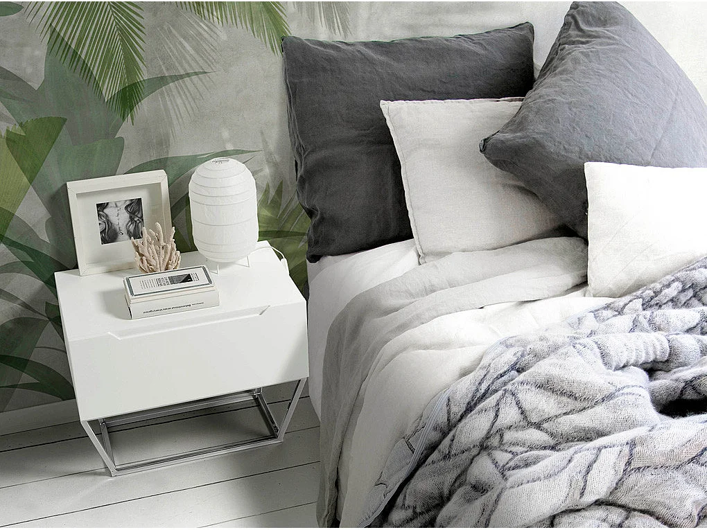 Table de chevet 1 tiroir bois plaqué chêne et pieds métal blanc Blina