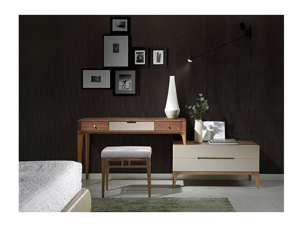 Secretaressebureau in walnoothout en gelakt hout Muza-Kleur Zeewater