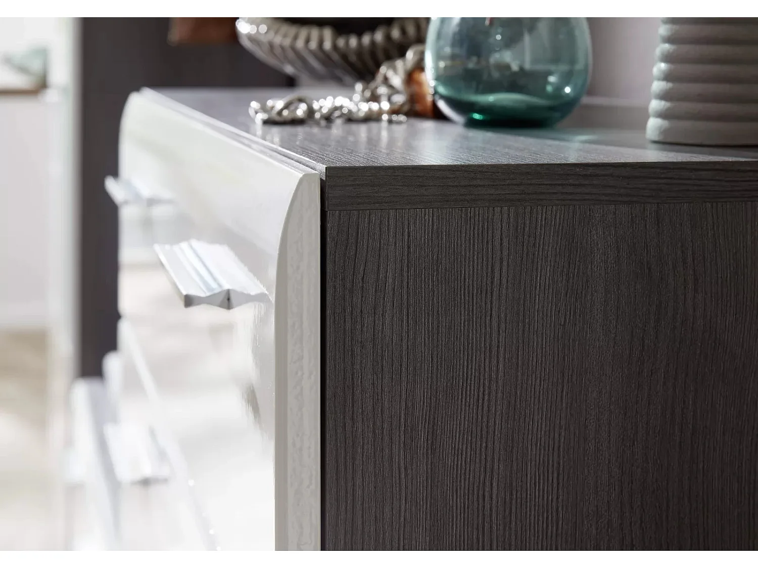 Mueble zapatero Bezzi 2 puertas melamina blanca y gris