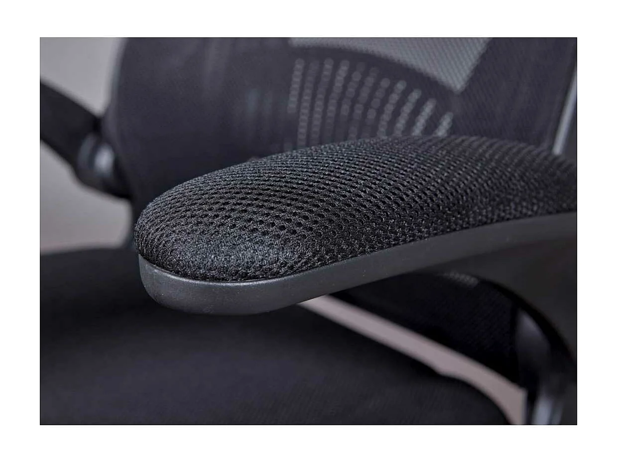 XLTecwork kantoorstoel zwart.