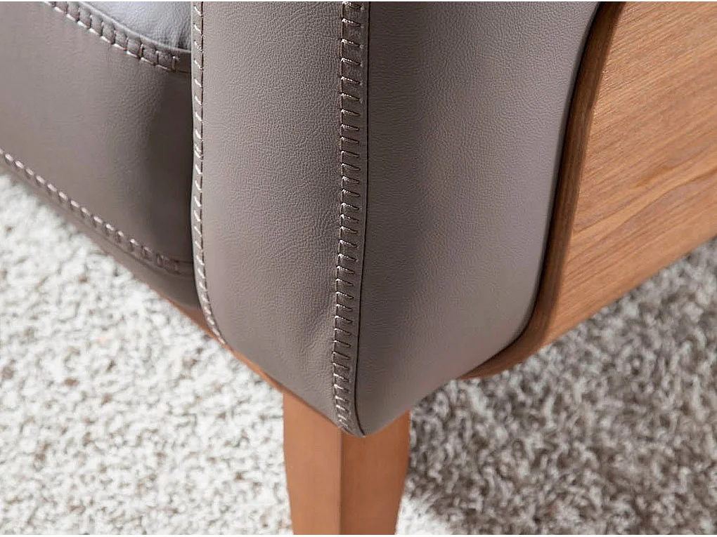 Canapé 2 places cuir et pieds bois noyer Kina-Couleur Cuir Piel chocolat