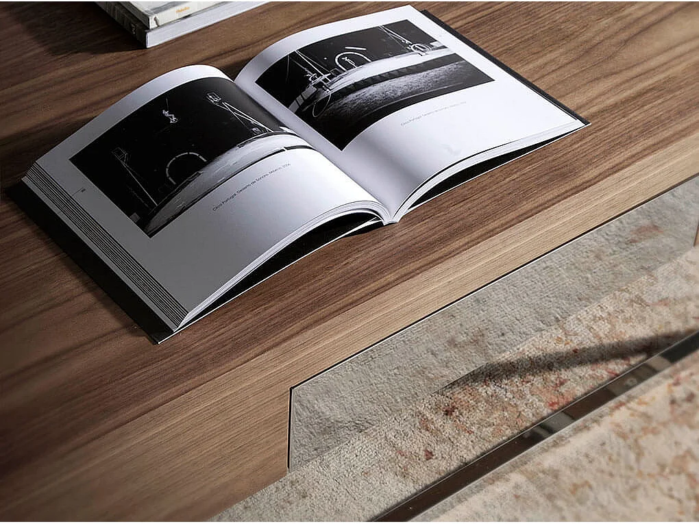 Table basse moderne bois noyer foncé et acier chromé Glanie