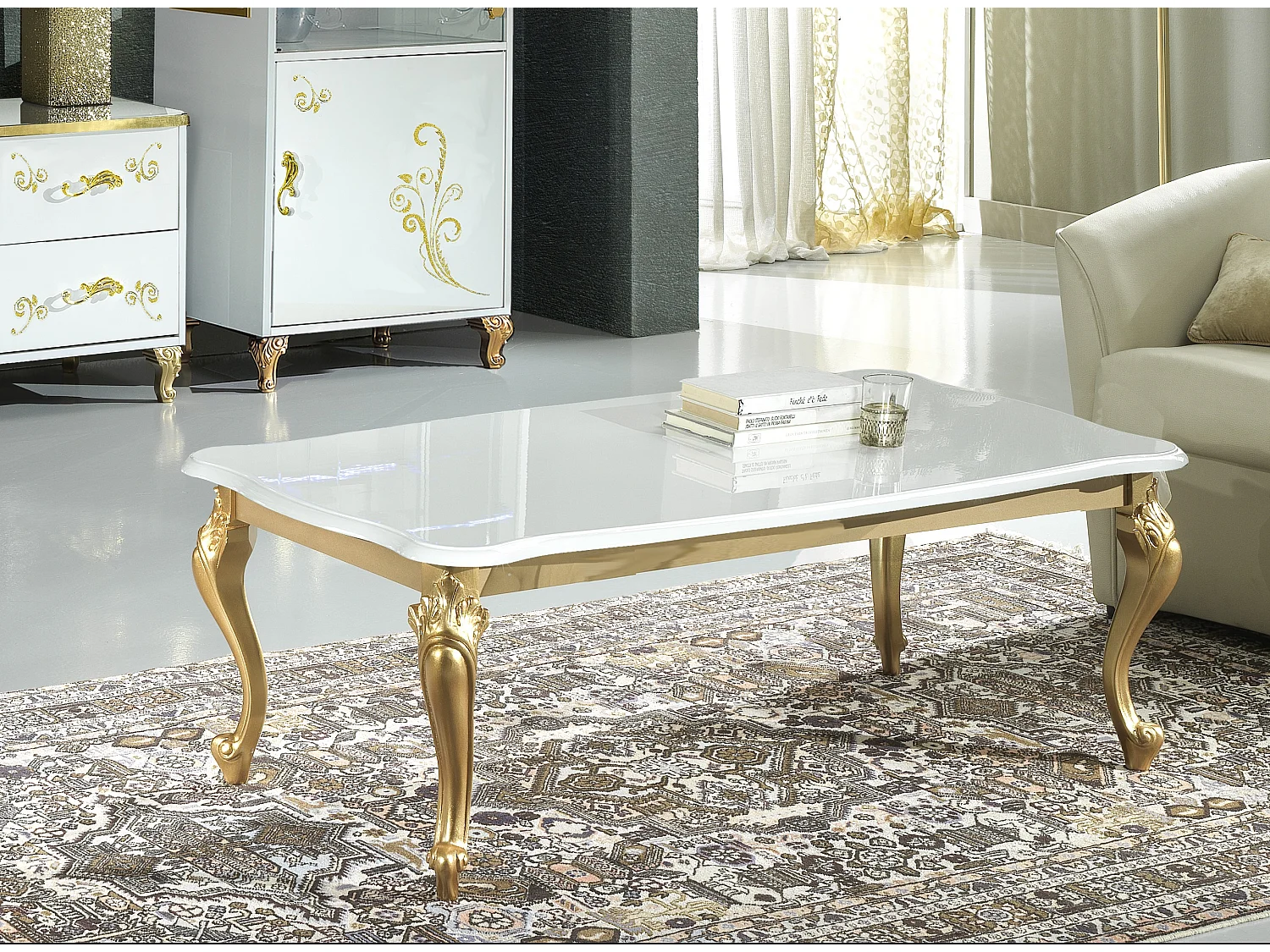 Table basse design bois vernis brillant blanc et doré Jade 130cm