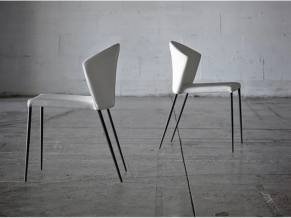 Chaise similicuir et acier noir Ekino - lot de 2-Couleur Aqua 02 Crème