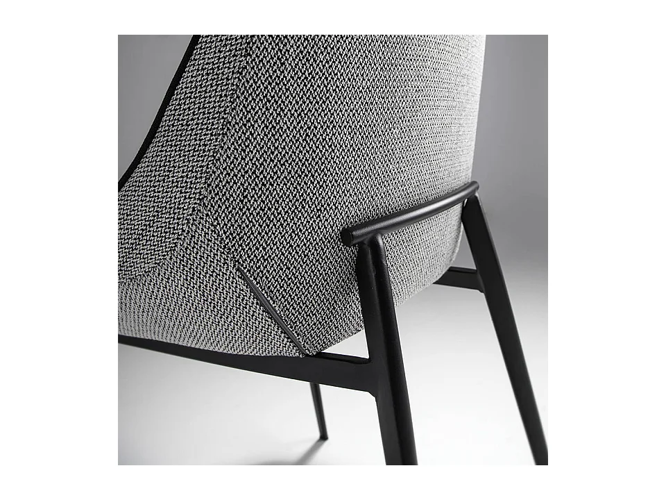 Chaise en tissu gris et pieds en acier noir Kabesa - Lot de 2-Couleur MIRAGE 45