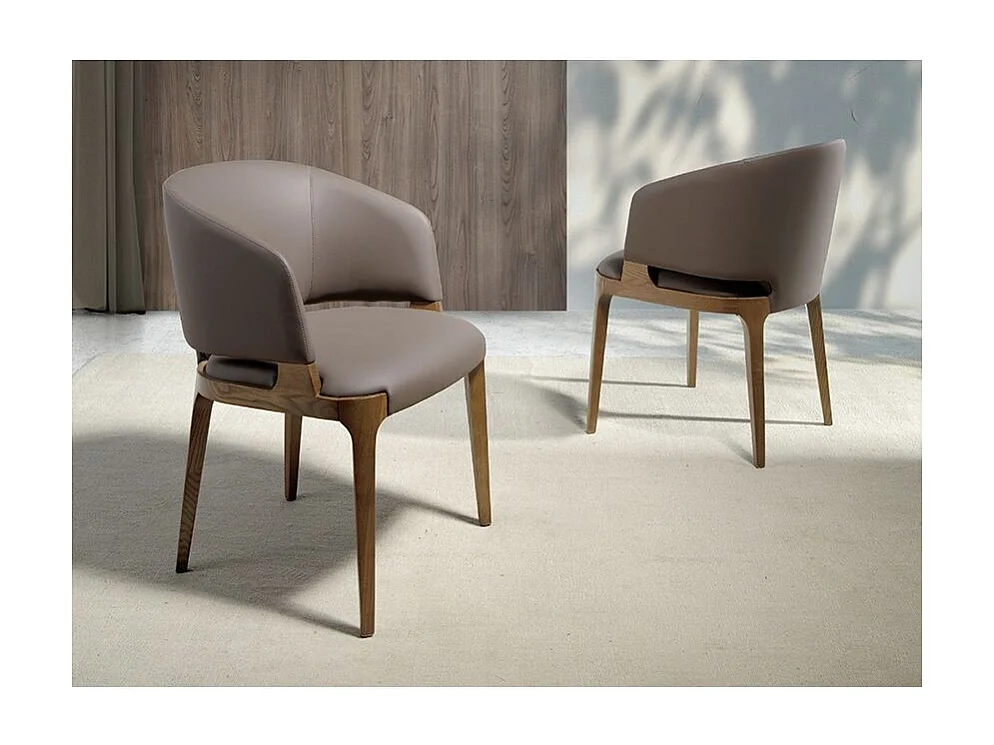 Chaise en bois de frêne et cuir taupe Alissia-Couleur Aqua 02 Crème