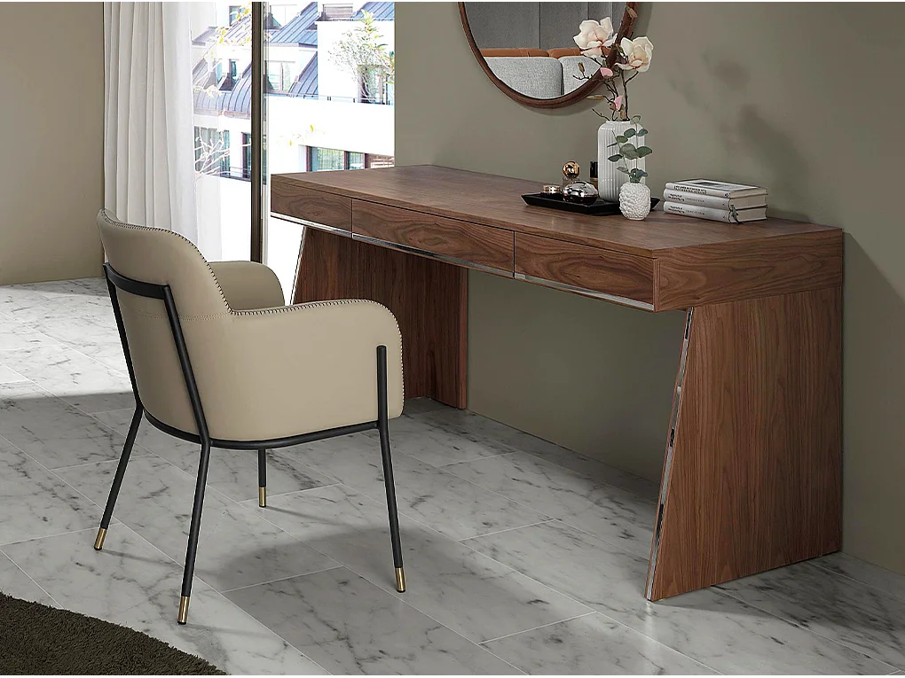 Chaise simili cuir et cuir éco beige et pieds en acier Léo-Couleur MIRAGE 10