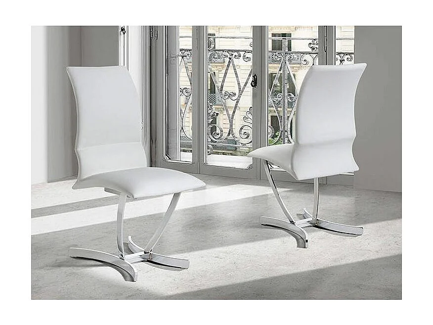 Chaise en similicuir blanc et pieds acier Camilo - Lot de 4