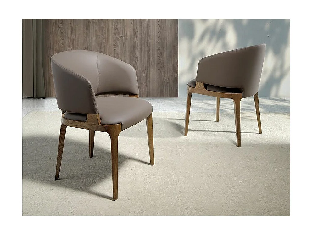 Chaise en bois de frêne et cuir taupe Alissia-Couleur Aqua 07 Sable